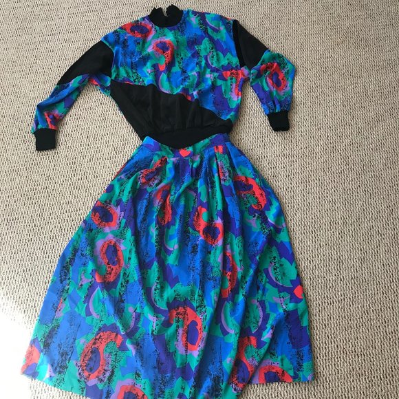 Malia Dresses & Skirts - Vintage Malia Polyester Blouse and Skirt Set